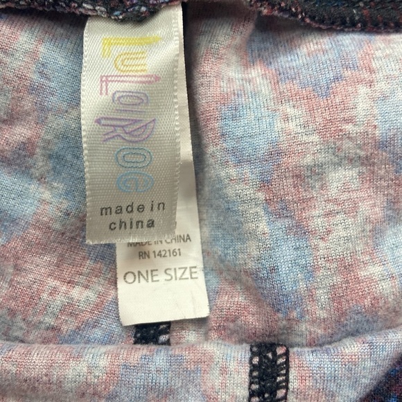 LuLaRoe Printed Super Soft Leggings - Picture 3 of 4